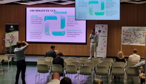konferencia