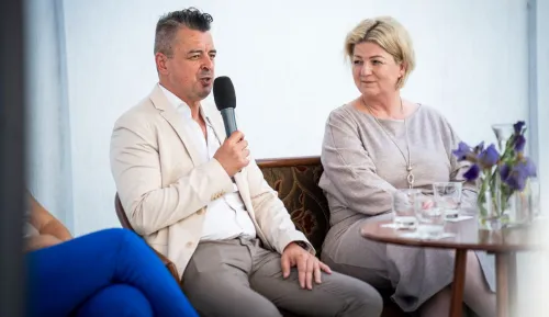 „Női szemmel a természeti kincsek városában”